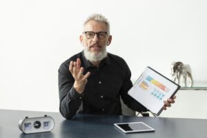 Read more about the article Why 24/7 AI Support Is Now Essential for Businesses