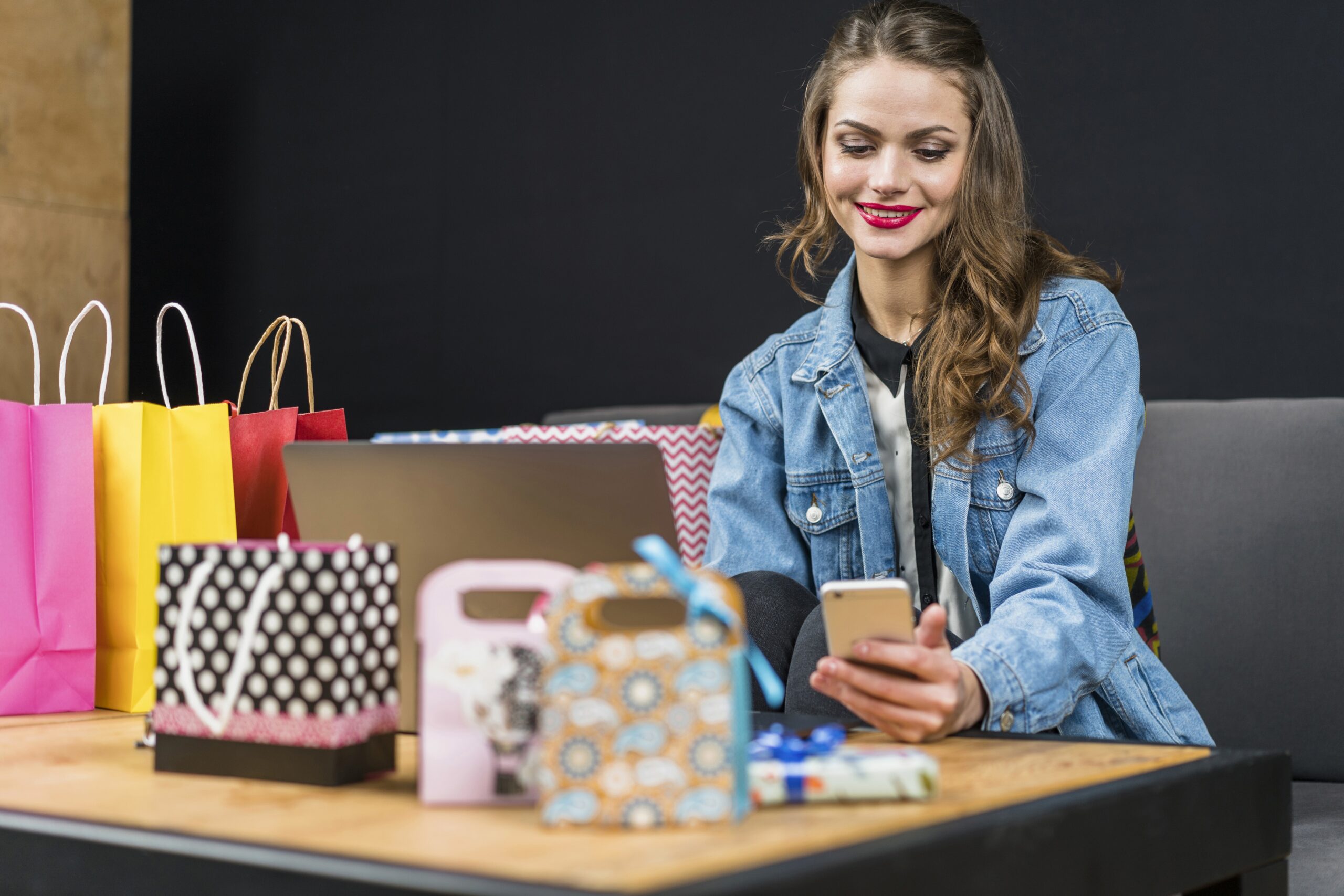You are currently viewing How to Handle 1,000+ Customer Messages Per Day on Shopify