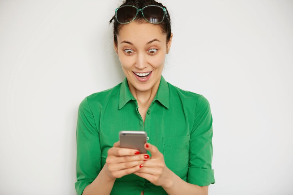 How to Set Automatic Reply in WhatsApp